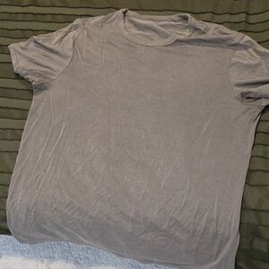 Men's Gray T-Shirt | Lululemon | Large
